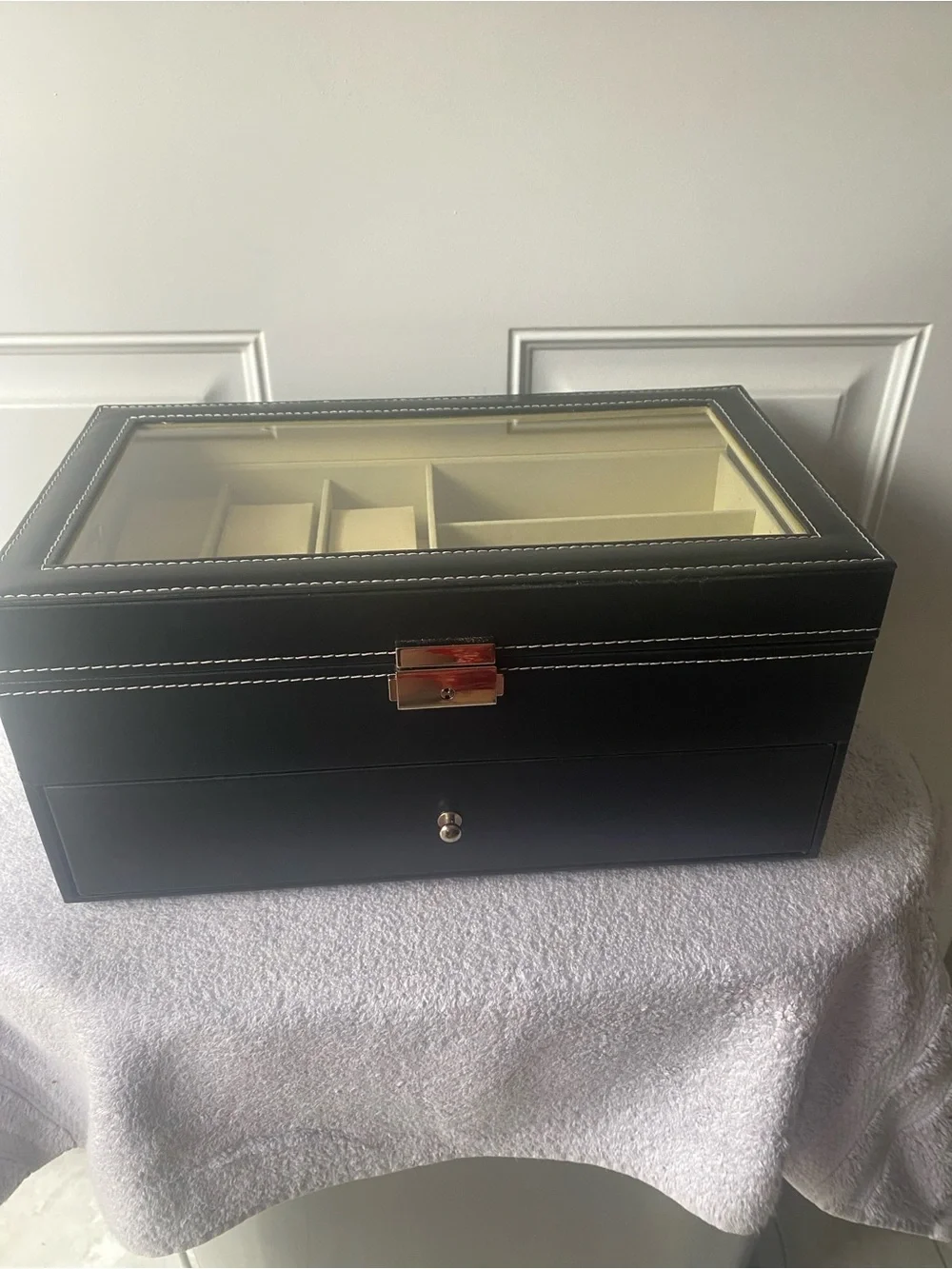 Black Jewelry/Watch Organizer Box with See-Through Top White Stiching EUC